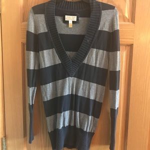 Gray navy striped long sleeve long vneck sweater